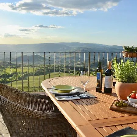 Vitabella Toscana Farm stay Seggiano